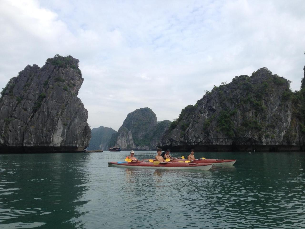 Alibaba'S Hotel Cat Ba Island Eksteriør bilde